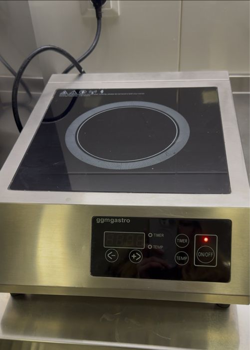 Індукційна плита GGM GASTRO IDS4 3,5 кВт професійна