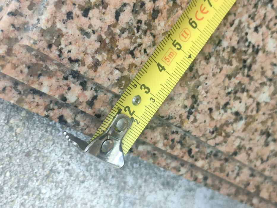 Pedra bancada Granito Rosa 125x35x0,3