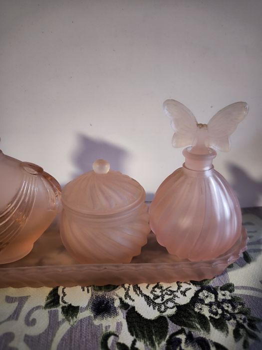 Vintage vidro acetinado rosa fosco 4 peças