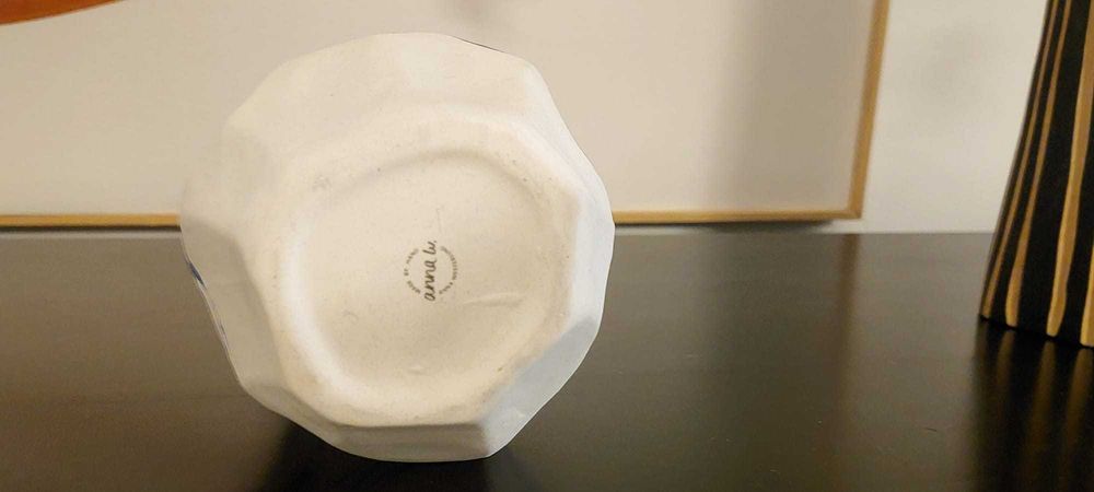 Jarra da Artista ANNA WESTERLUND em cerâmica feita á mão- Edição Limitada