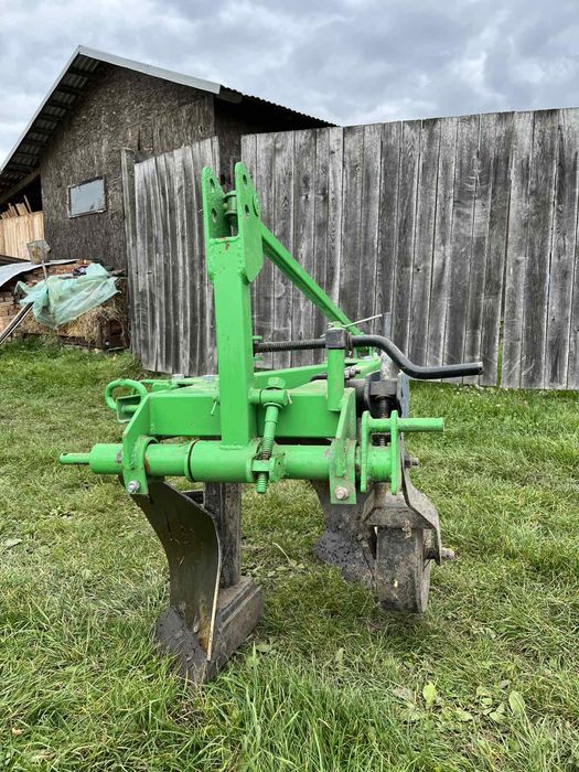 Двох корпусний плуг для оранки