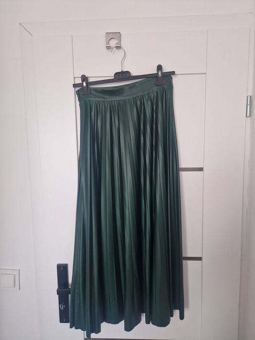 Spódnica midi maxi S Zara zielona plisowana długa