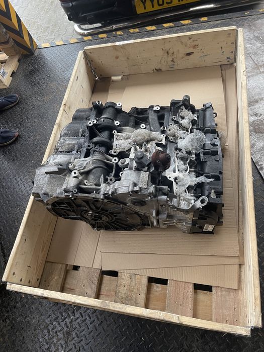 Мотор Bmw n 47  E90 E60 E83 F10 E84 дизель .  Двигатель