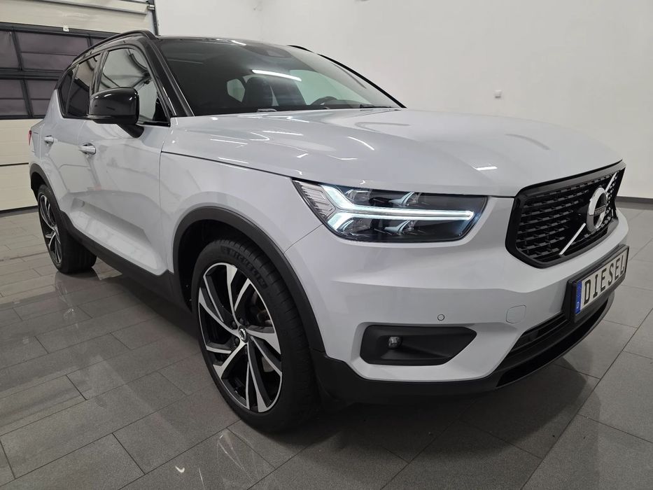 Volvo XC 40 150KM 4x2 Matrix Led Skóry Navi Dvd Pdc Ops Kamera Panorama R-Design