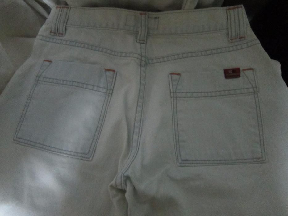 Calças de Ganga Claras Tom Maso Unisexo Tamanho 36 de fecho e com boca