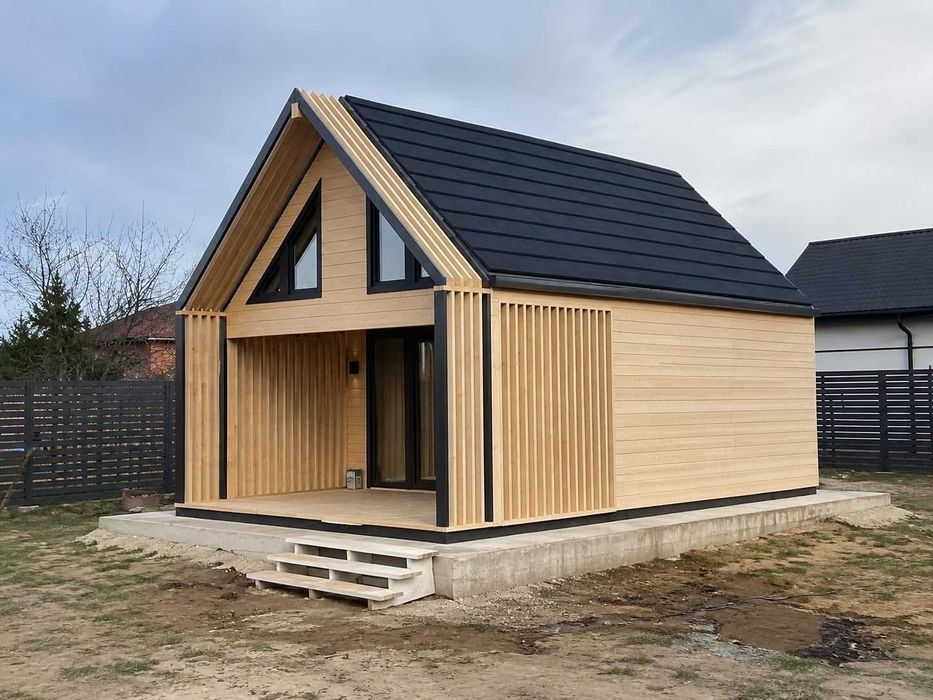 Domek drewniany Amadeusz IV v2 7,7x4,5 m z antresolą i tarasem