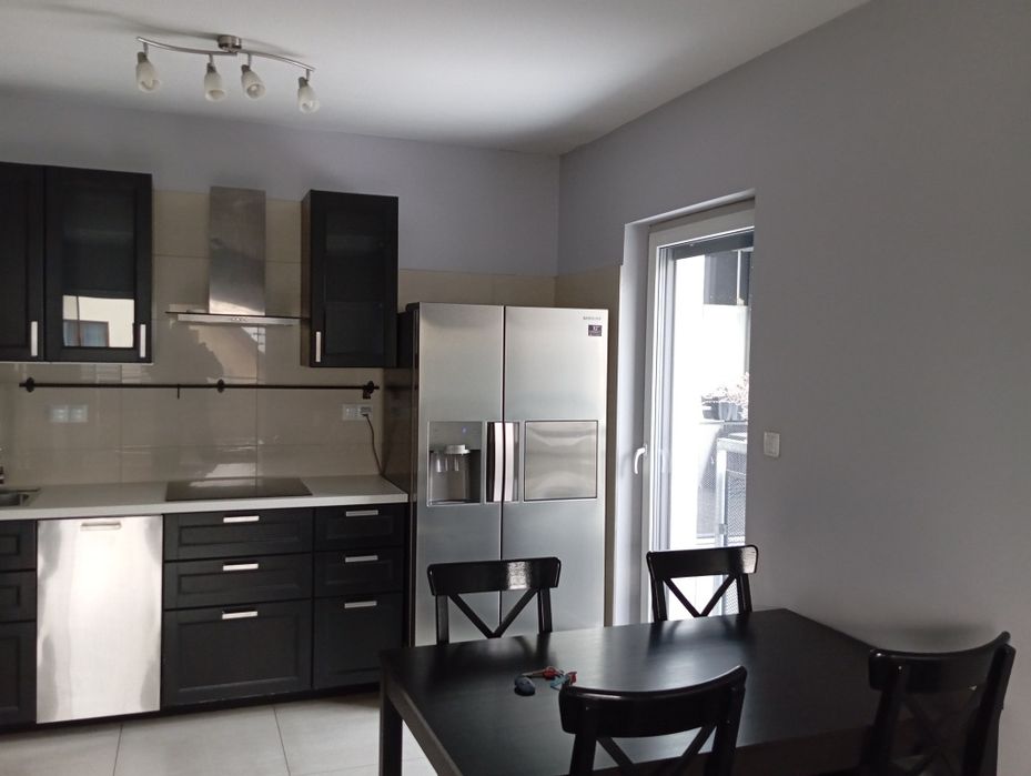 Mieszkanie 50 m² – 2 pokoje, balkon, garaż podziemny
