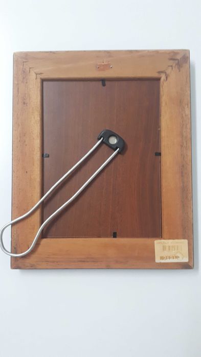 Moldura com decoração em metal64584349050499123