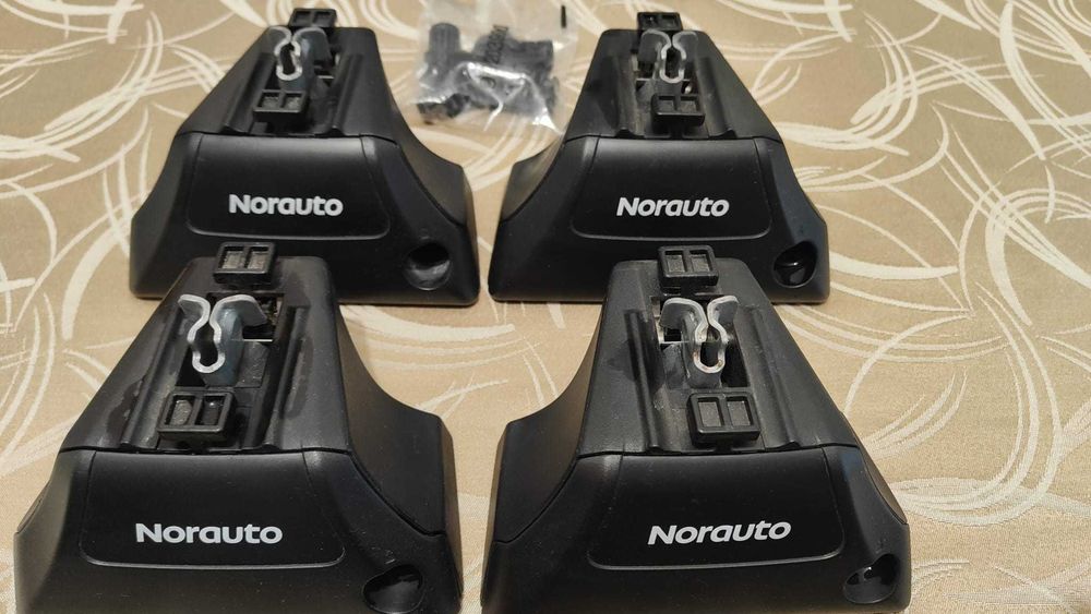 4 Pés Barra Tejadilho NORAUTO 1000 p/ Barras Longitudinais
