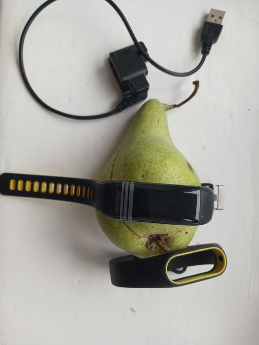 Шагомер, фитнесс браслет ! 377 ГРН олх доставка !