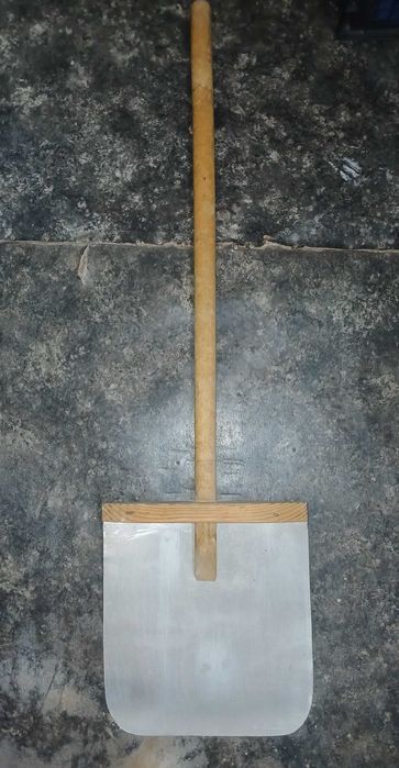 Лопата для уборки снега  (детская)