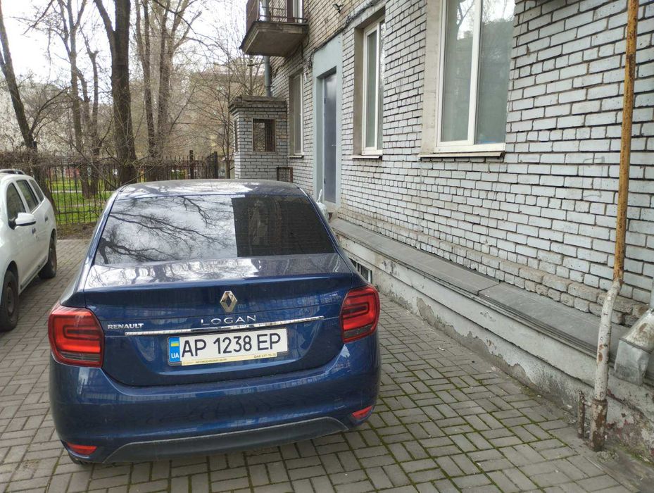 Продам автомобиль Renault  Логан 2