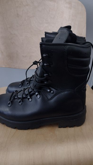 Buty wojskowe zimowe