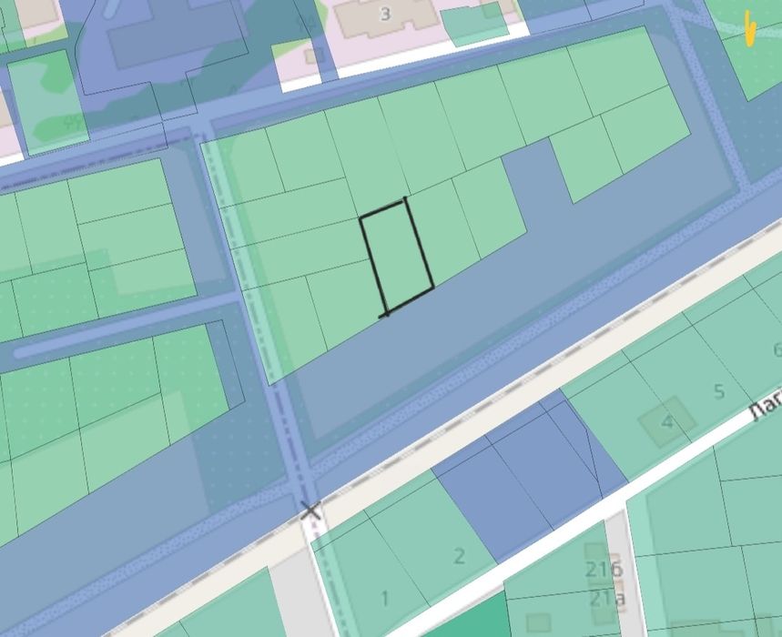 Продам земельну ділянку на Військбуді