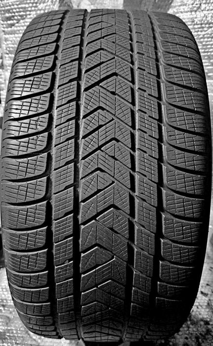 Шини Б/в 305.35.21 комплект Pirelli