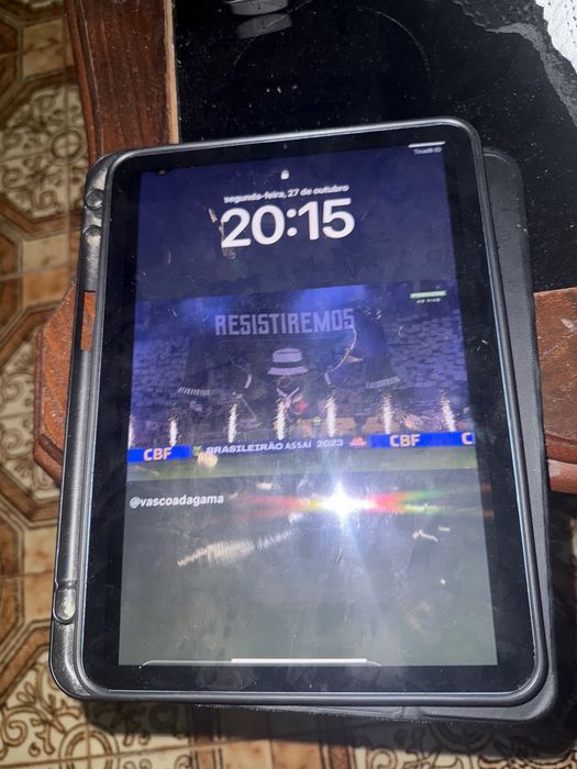 Vendo IPad 5 Usado .