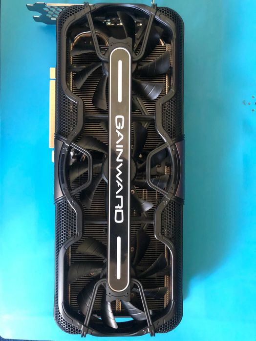 Видеокарта Gainward GeForce RTX 3070 Phantom