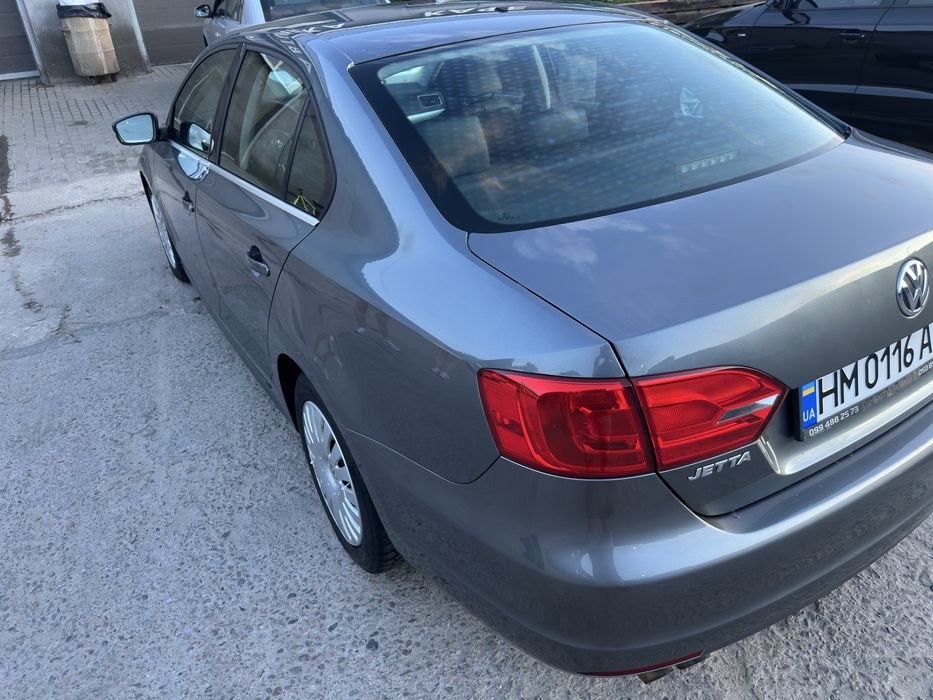 Продам volkswagen jetta 6 2.5 se