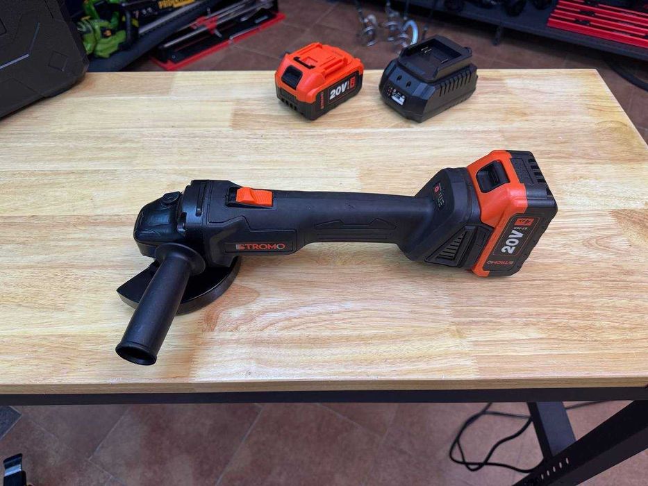 Потужна Болгарка Stromo AGA180 + 2 Акумулятори 4.0Ah + Зарядка та кейс