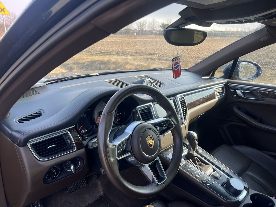 Porsche Macan S, 2016 rok