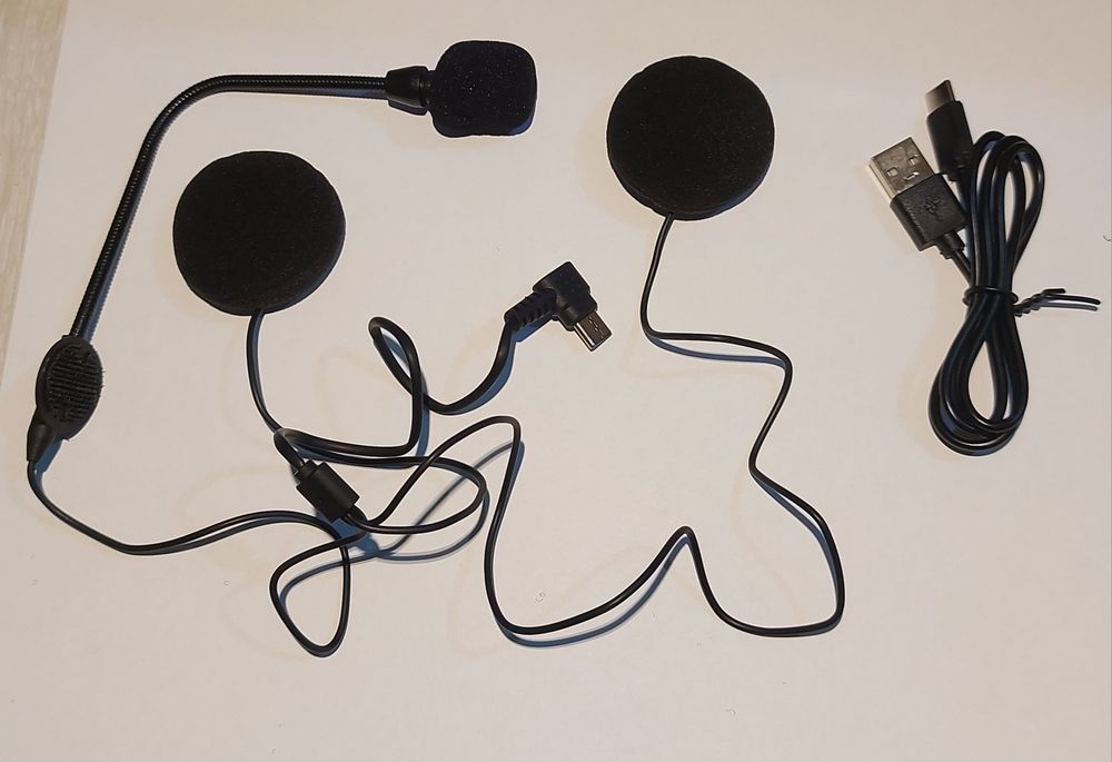 Мото гарнітура в шолом з мікрофоном