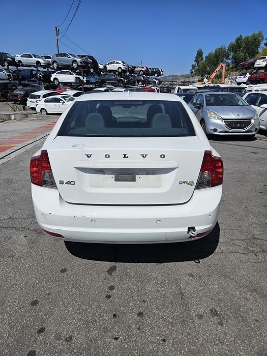 Volvo S40 DRIVe 1.6D de 2011 para peças