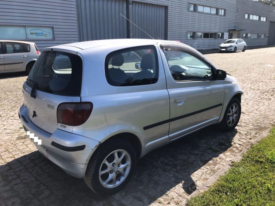 Toyota Yaris 1.0 3P 2001  - Para Peças