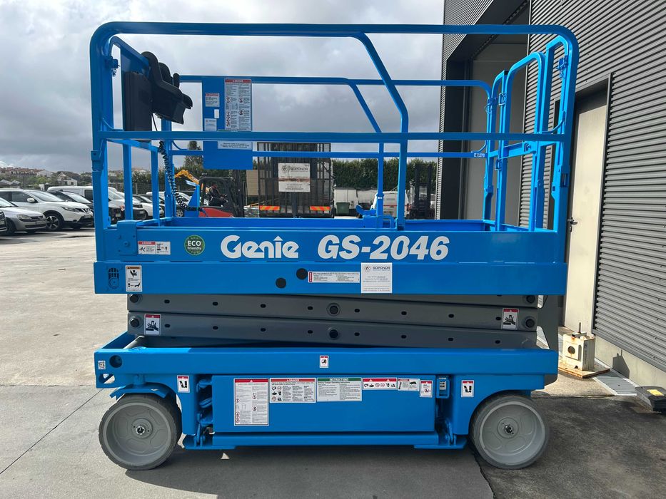 Plataforma elétrica Tesoura Genie GS-2046