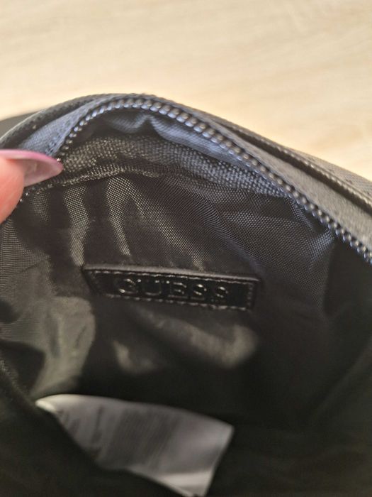 Bolsa Guess nova