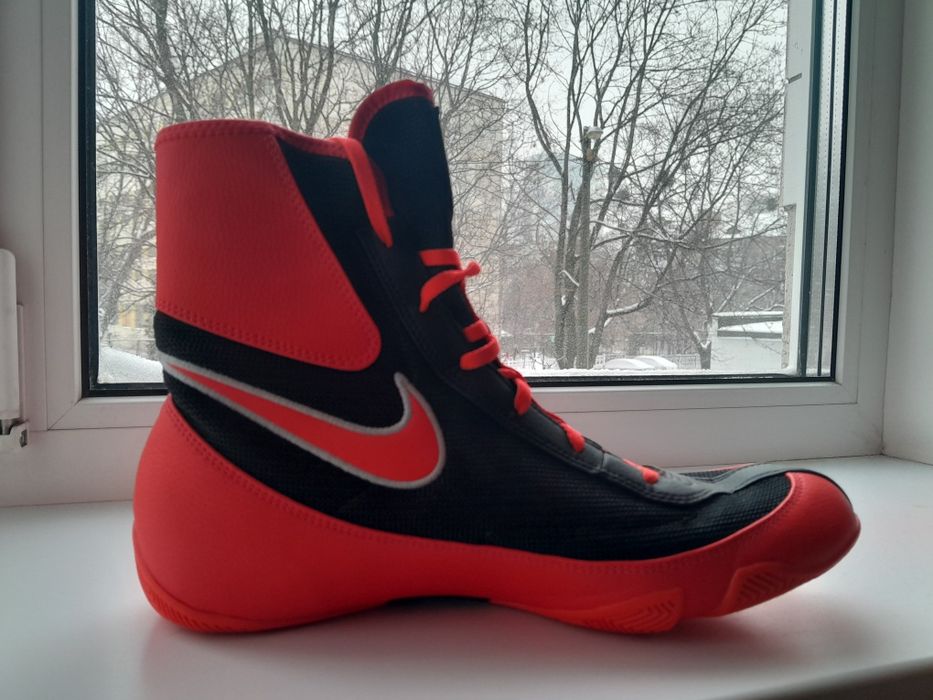 Продам Боксерки nike machomai 2.
