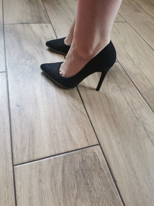 Piękne Buty szpilki 37