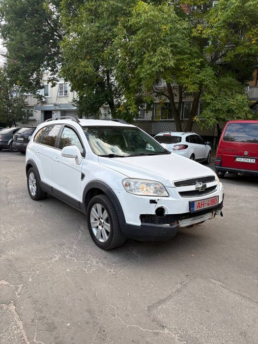 Chevrolet captiva 3.2 газ/бензин хорошее состояние