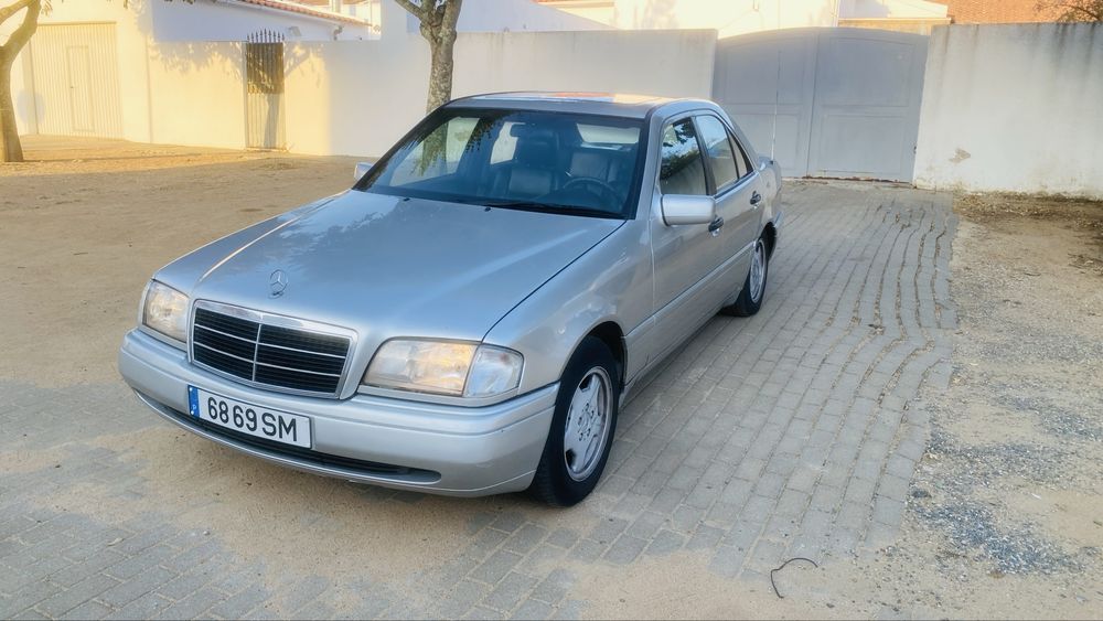Mercedes 2.2D em muito bom estado foto 5
