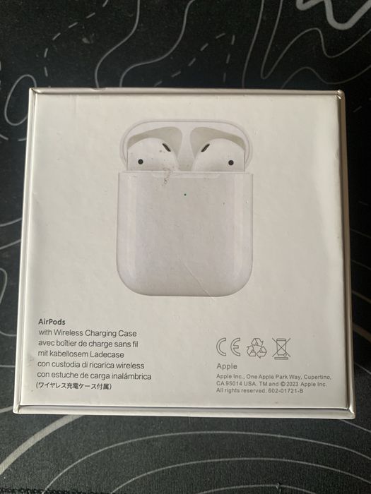Sluchawka Airpods lewa + etui
