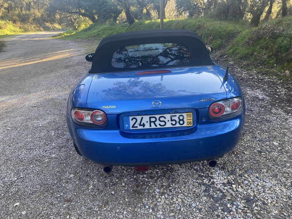 Mazda MX 5 2006 Volante Direita