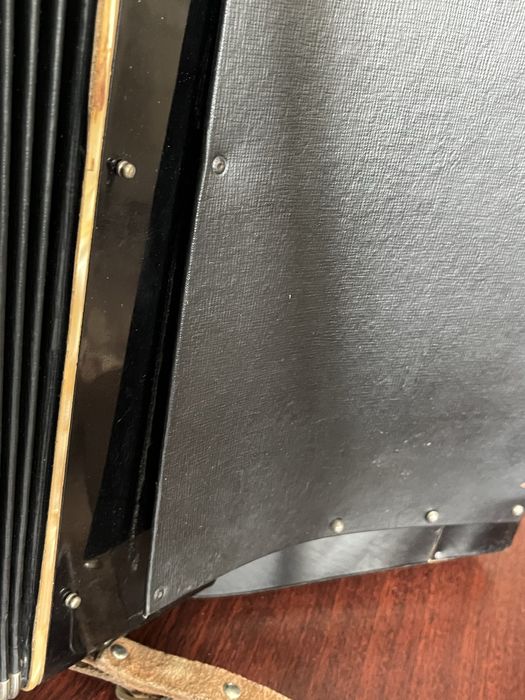 Аккордеон послевоенных годов производства