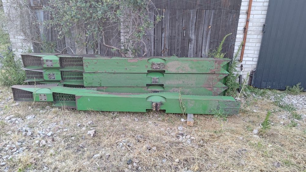 Wytrząsacze John Deere