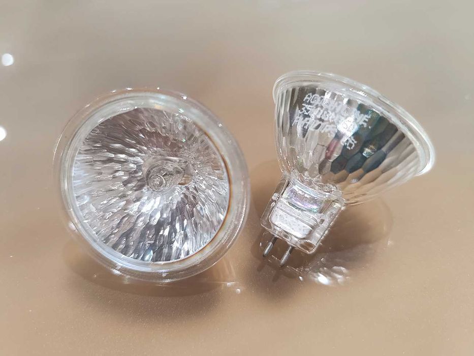 Lâmpadas de Halogéneo Philips 35W 12V 36D