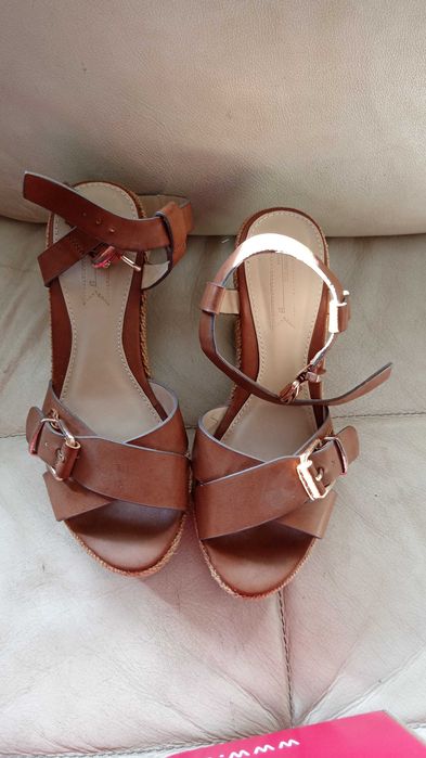 Sapatos senhora Springfield