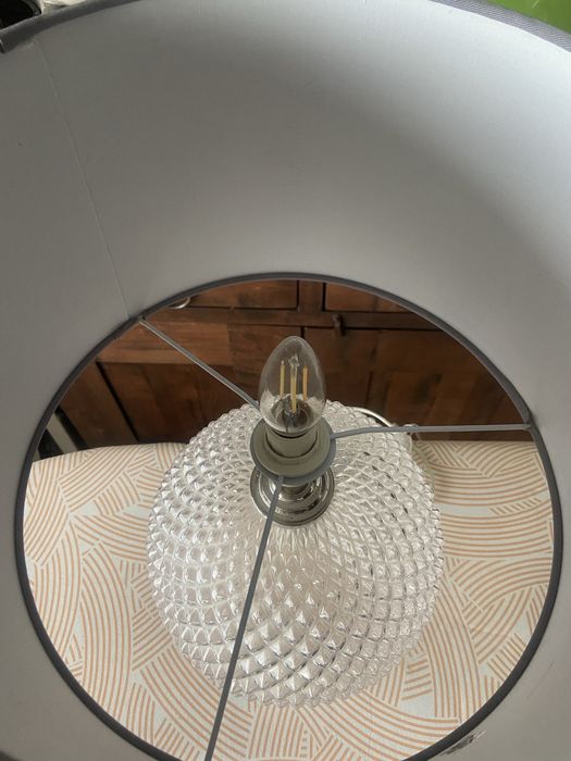 Lampa do pokoju