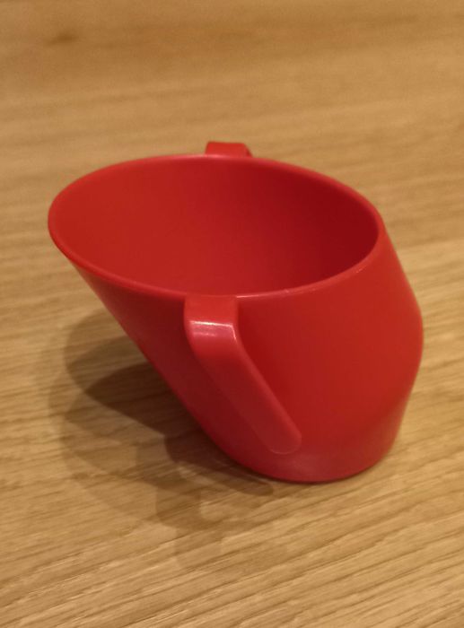 Kubek do nauki picia Doidy Cup 200 ml czerwony