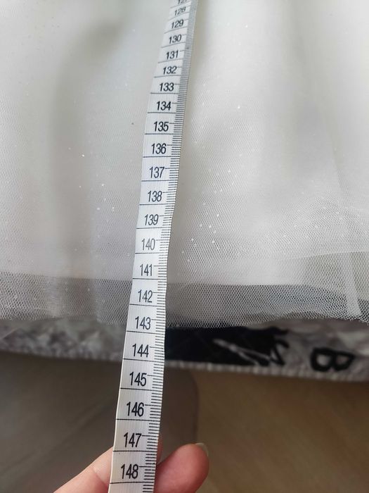 Suknia ślubna - pięknie się mieni