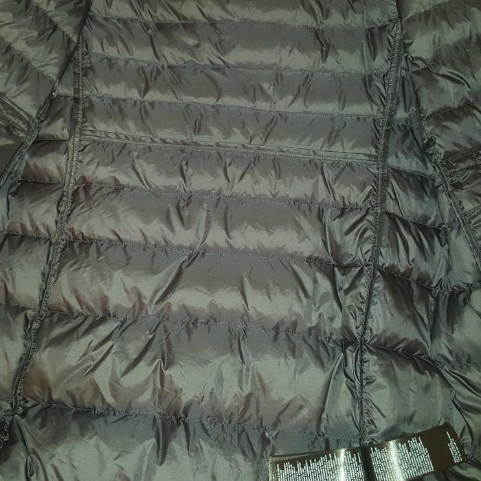 Ультралегка жіноча пухова куртка  з капюшоном UNI QLO   довга.