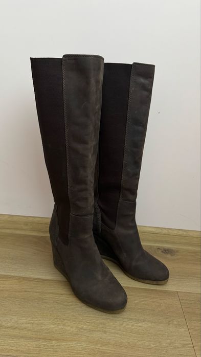 Geox шкіряні чоботи на танкетці, нубук, 40 розмір