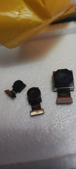 Камери для Pocco F4