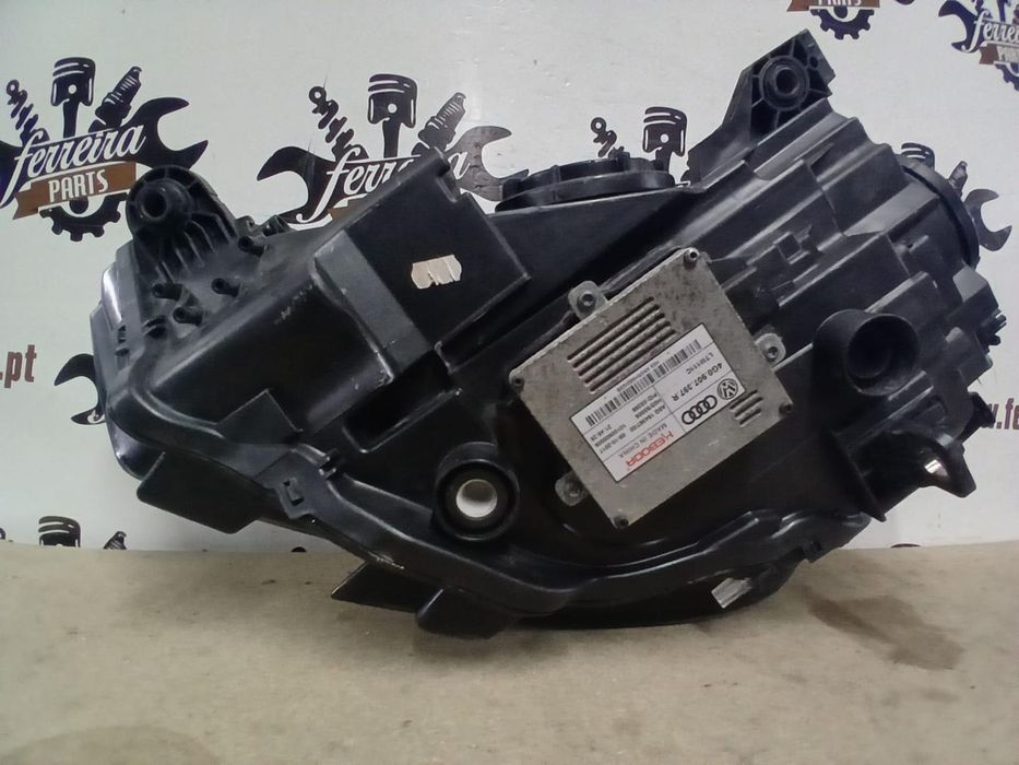 Farol Direito Audi A3 Limousine Ref: 8V0941006E | 90104557 2017 - 2020