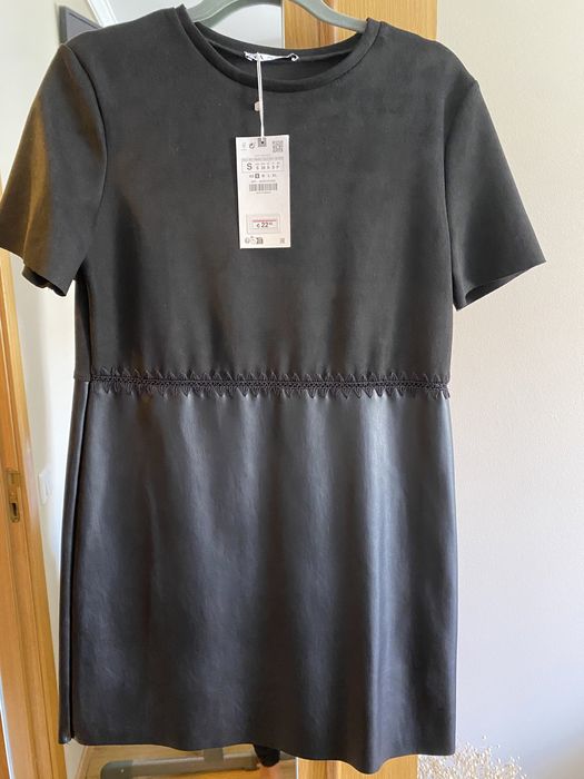 Vestido preto Zara com etiqueta