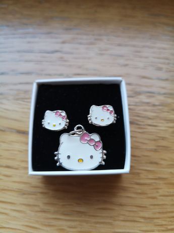 Conjunto de brincos + pendente + pulseira em prata da Hello kitty