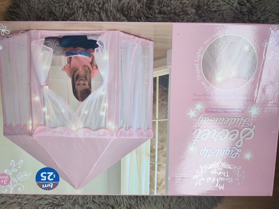 Таємна  палатка для дівчат