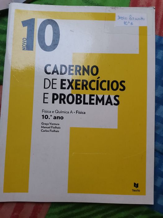 Cadernos novos de exercícios de Fisica e de Química de 10 ano